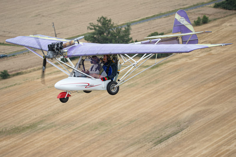 /// Rétromultiaxe 2025 : Lurcy-Lévis célèbre l’aviation ultra légère historique
