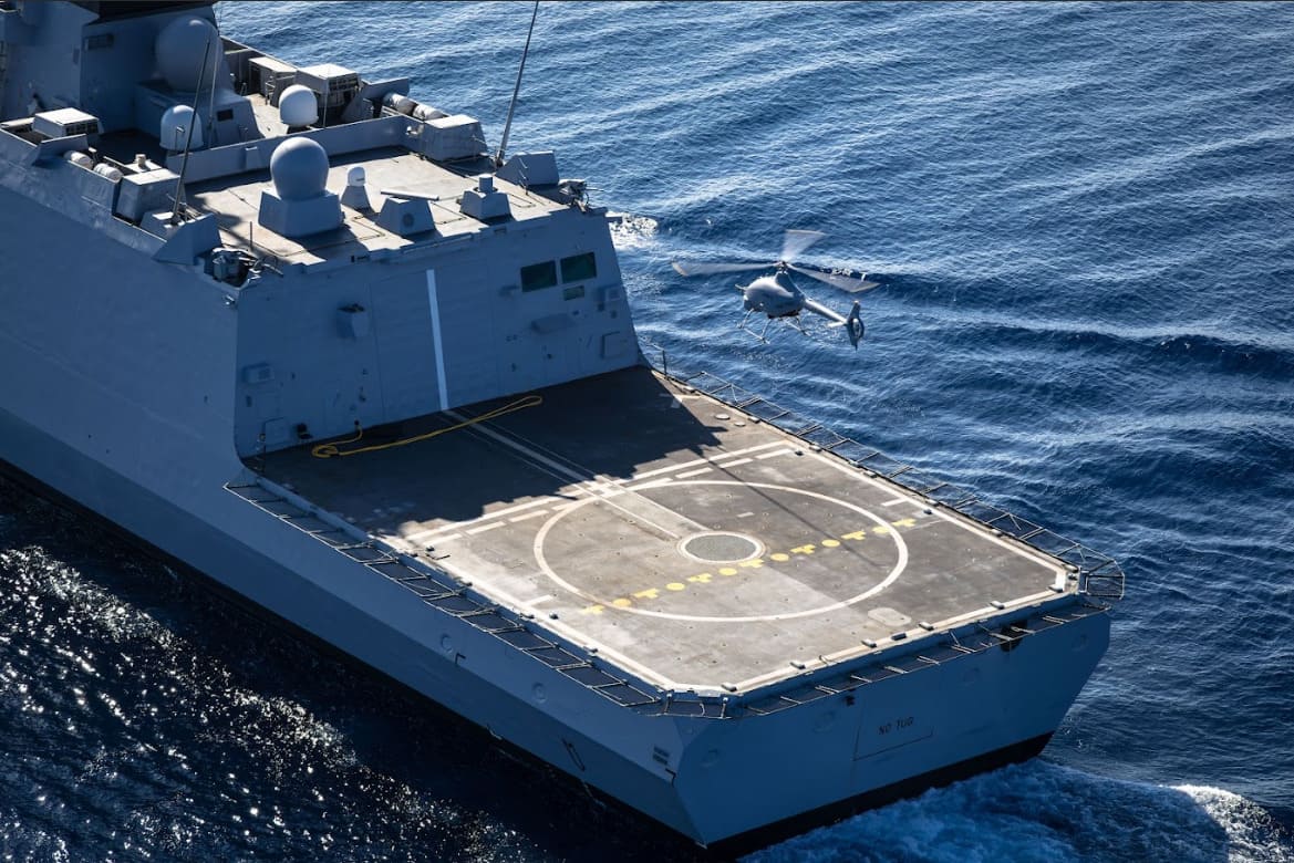 /// La France lance le programme SDAM avec Airbus Helicopters et Naval Group 