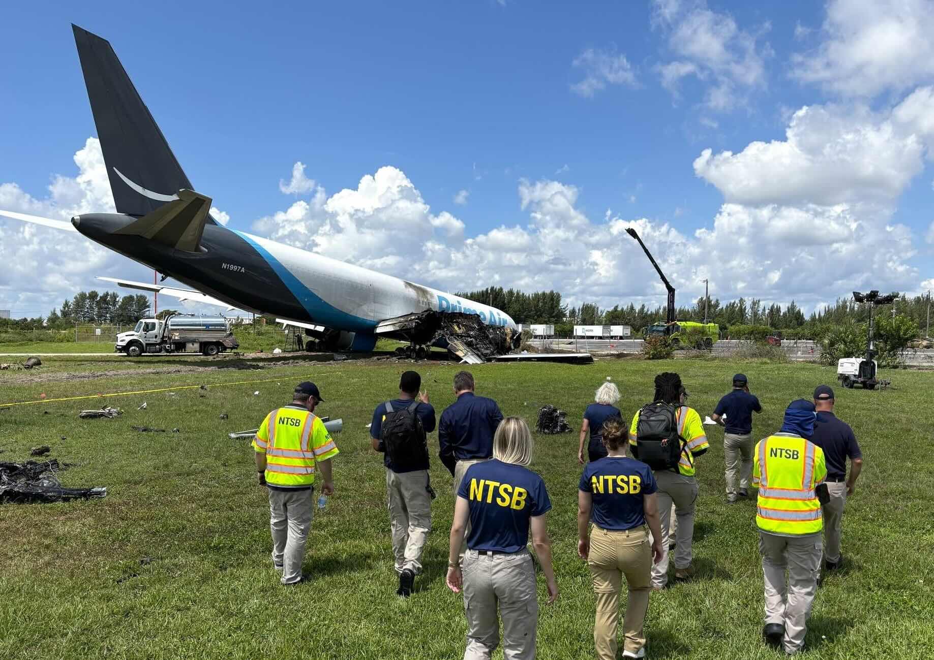 Accident du 767 Amazon à Miami : cinq morts, remise de gaz avortée selon le NTSB