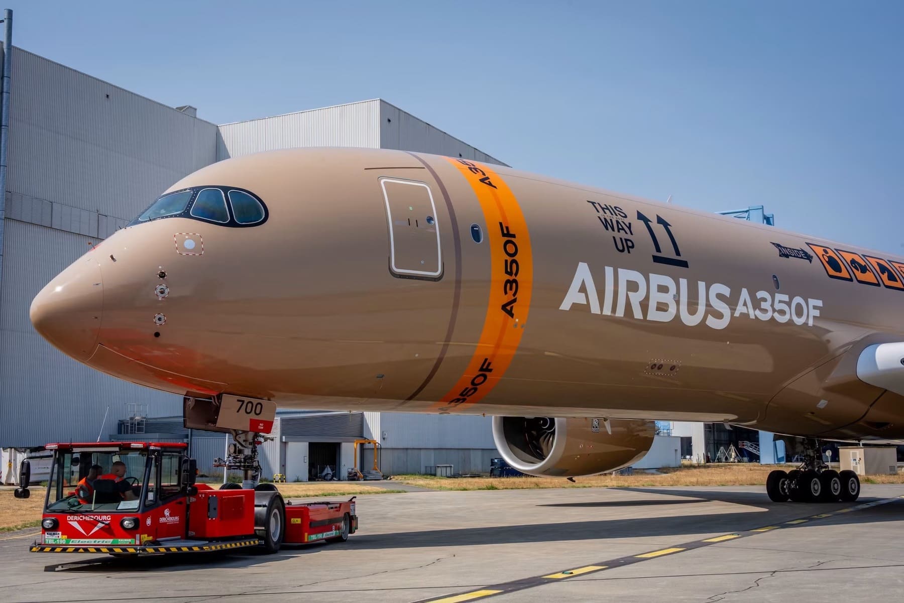 Airbus enregistre 67 commandes en août, dont huit A350F, malgré un ralentissement des livraisons